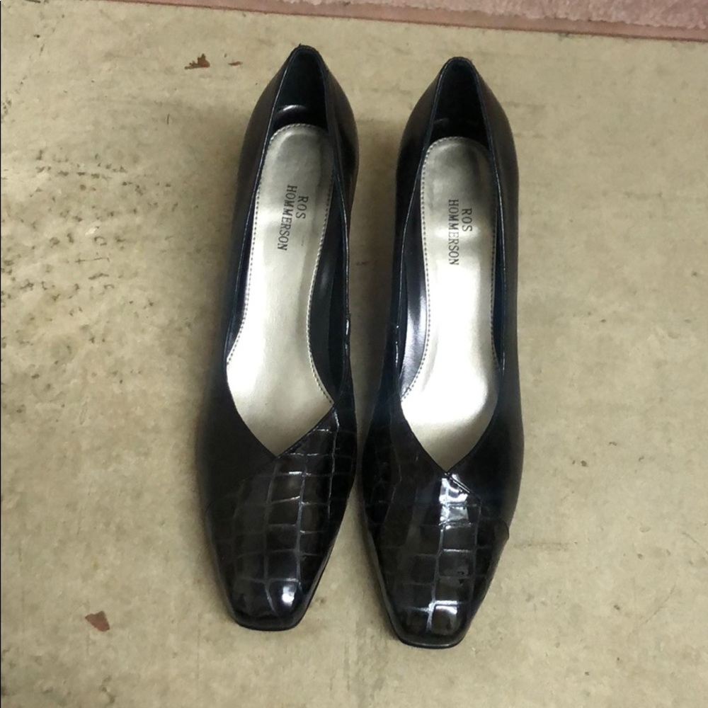 women’s dress shoes